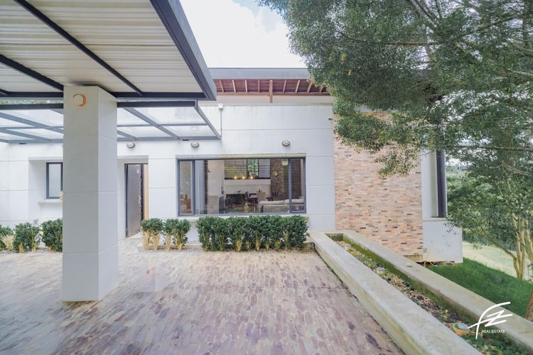 Casa de 4 alcobas en venta en Pantanillo, Envigado, 450 m² · foto 23 de 23