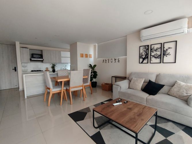Apartamento de 3 alcobas en arriendo en El Poblado, Medellín, 88 m² · foto 4 de 17