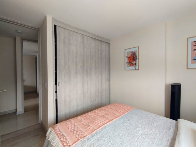 Apartamento de 3 alcobas en arriendo en El Poblado, Medellín, 88 m² · foto 9 de 17