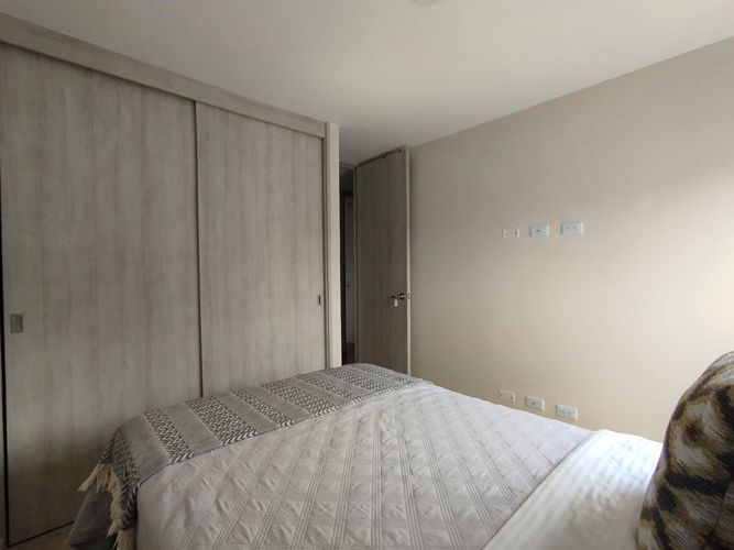 Apartamento de 3 alcobas en arriendo en El Poblado, Medellín, 88 m² · foto 12 de 17