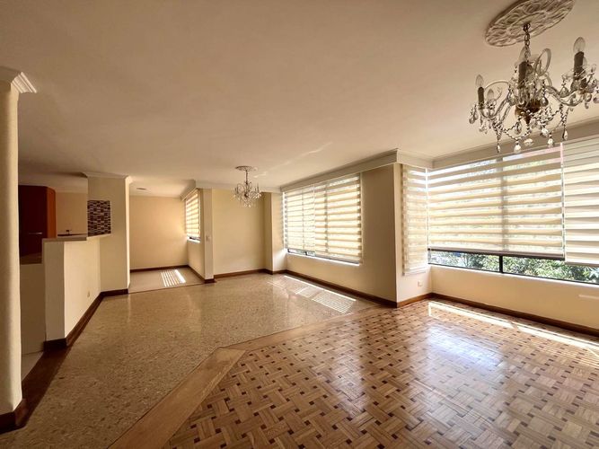 Apartamento de 3 alcobas en arriendo en El Poblado, Medellín, 155 m² · foto 4 de 20