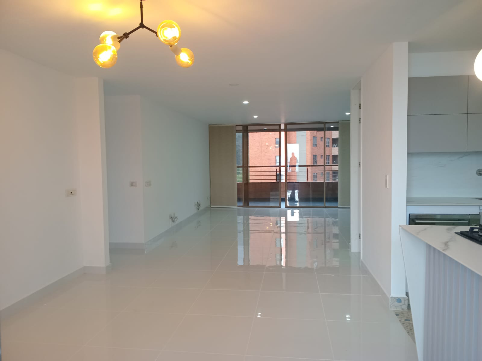 Apartamento en arriendo en El Tesoro, Medellín · foto 5 de 19