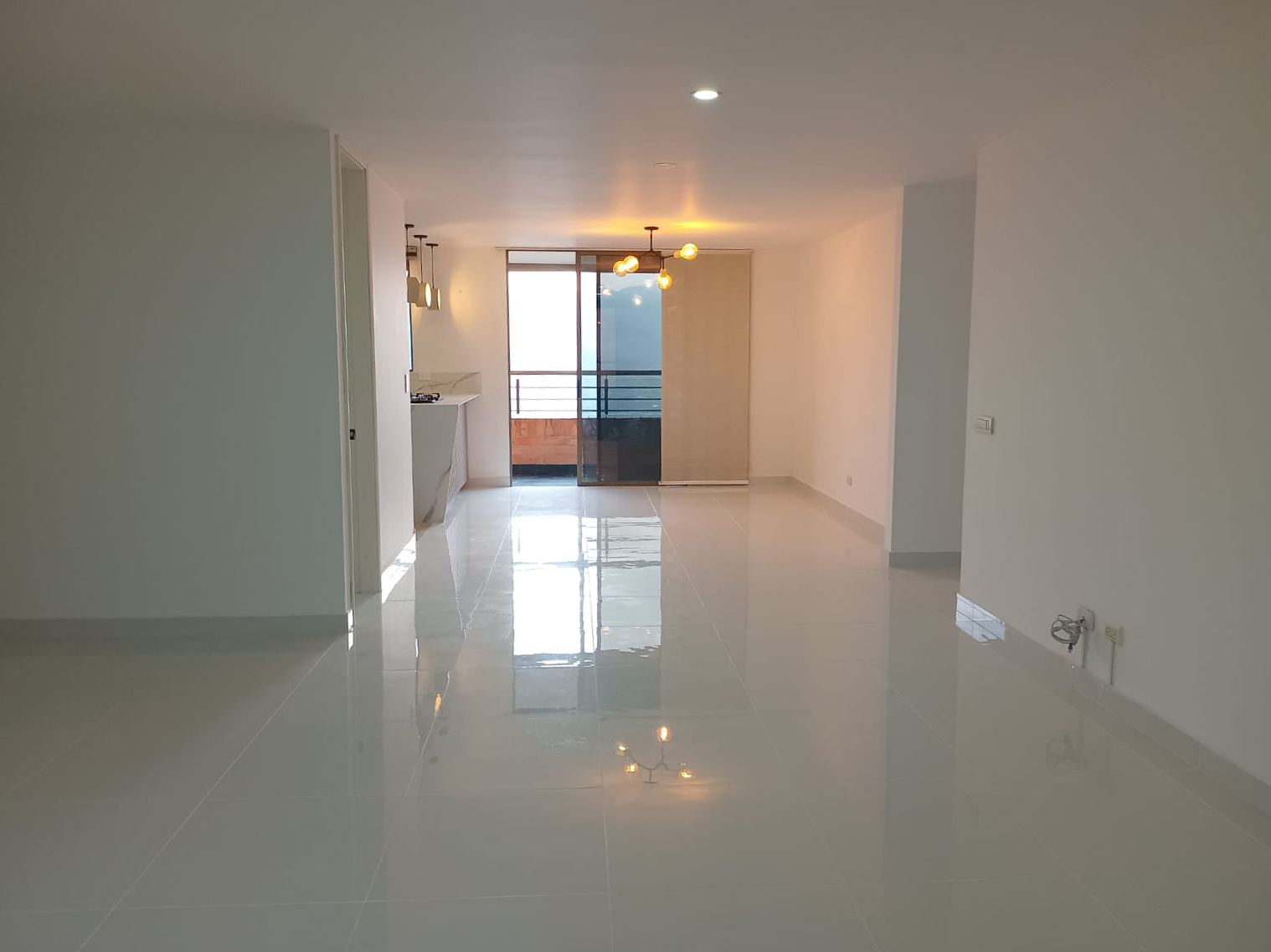 Apartamento en arriendo en El Tesoro, Medellín · foto 7 de 19