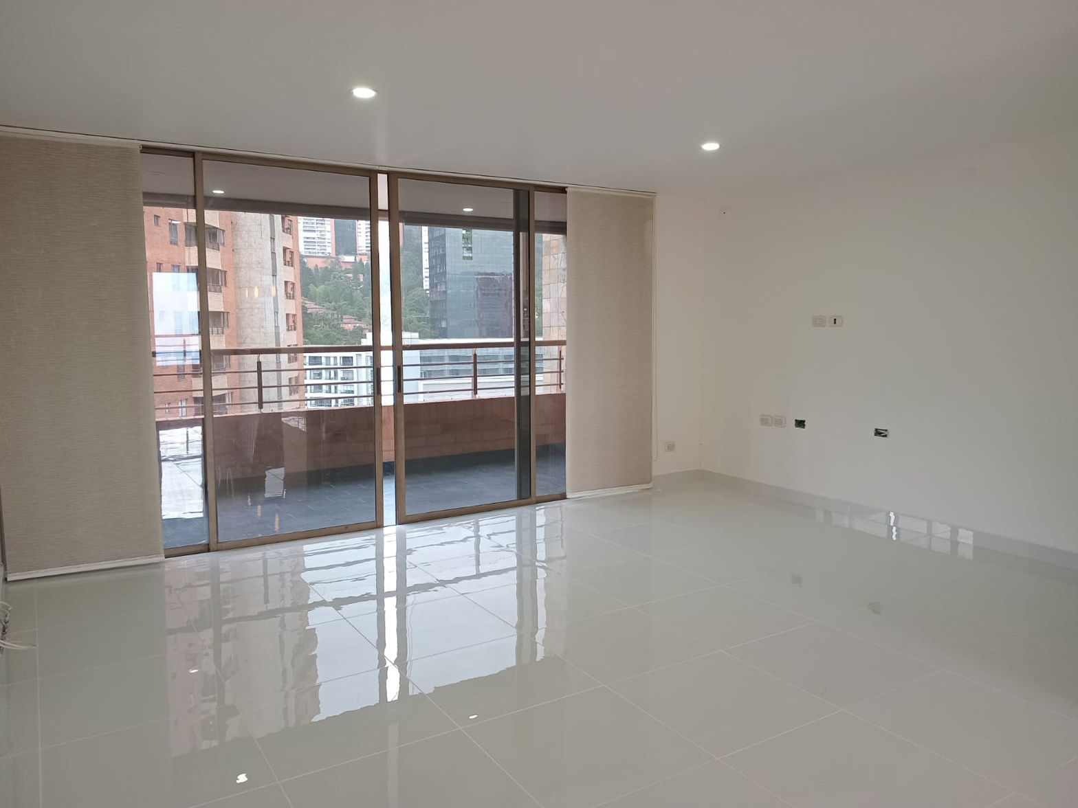 Apartamento en arriendo en El Tesoro, Medellín · foto 10 de 19