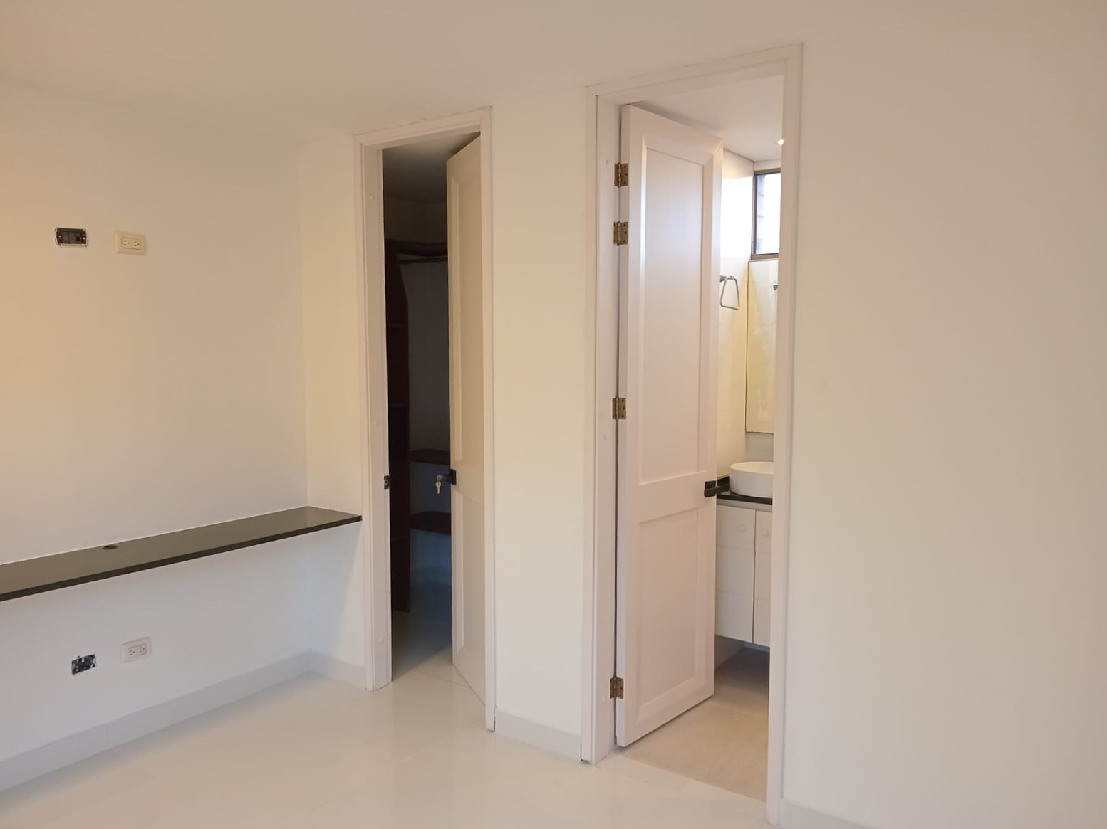 Apartamento en arriendo en El Tesoro, Medellín · foto 12 de 19
