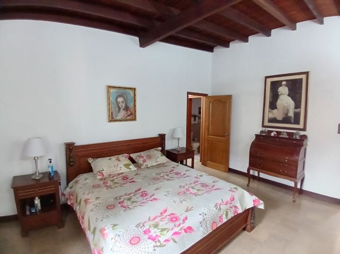 Casa en arriendo en Conquistadores, Medellín, 350 m² · foto 16 de 24
