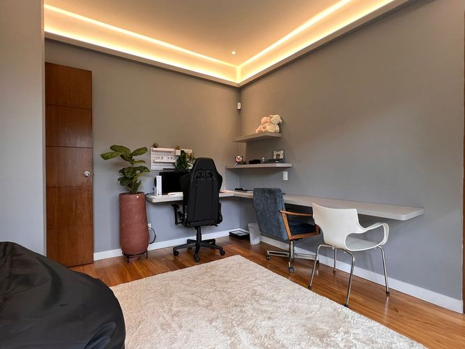 Casa de 3 alcobas en venta en Las Palmas, Envigado, 375 m² · foto 8 de 18
