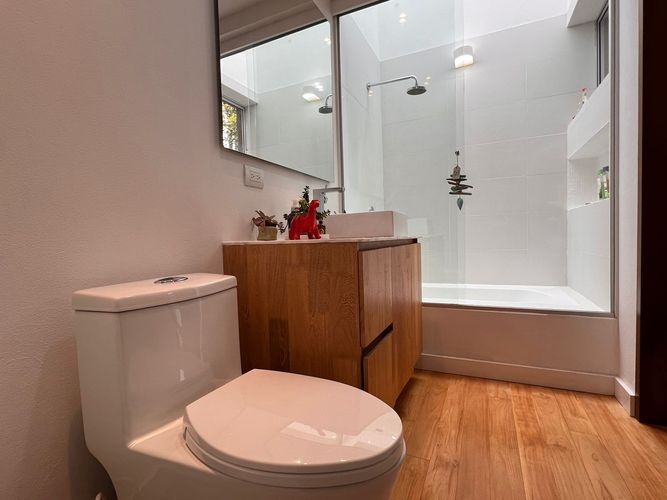 Casa de 3 alcobas en venta en Las Palmas, Envigado, 375 m² · foto 18 de 18