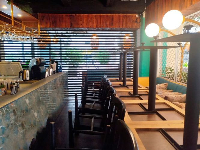 Local en arriendo en El Poblado, Medellín, 130 m² · foto 5 de 12