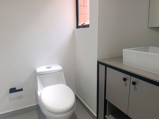 Apartamento de 3 alcobas en venta en El Tesoro, Medellín, 143 m² · foto 17 de 20
