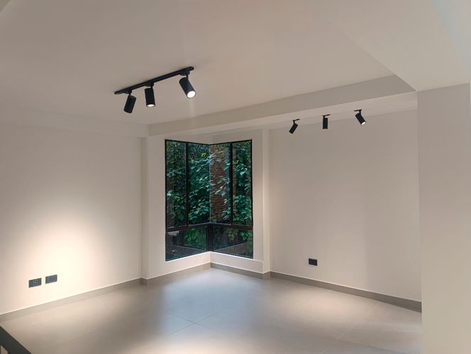 Apartamento de 3 alcobas en venta en El Tesoro, Medellín, 143 m² · foto 13 de 20