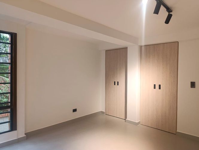 Apartamento de 3 alcobas en venta en El Tesoro, Medellín, 143 m² · foto 14 de 20