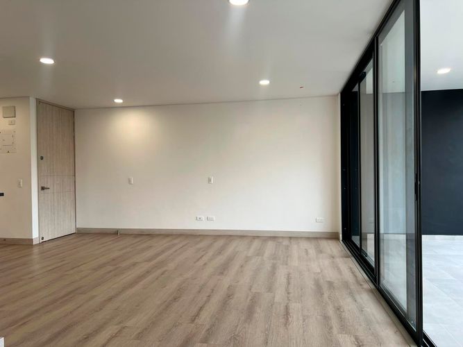 Apartamento de 2 alcobas en venta en Escobero, Envigado, 97 m² · foto 3 de 17