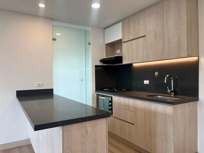 Apartamento de 2 alcobas en venta en Escobero, Envigado, 97 m² · foto 8 de 17