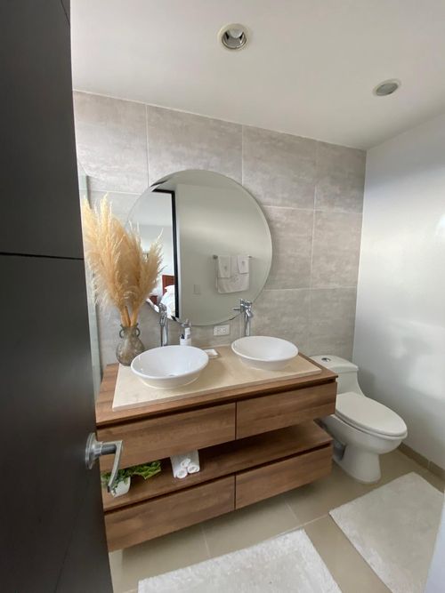 Apartamento de 3 alcobas en venta en La Florida, Medellín, 154 m² · foto 7 de 8