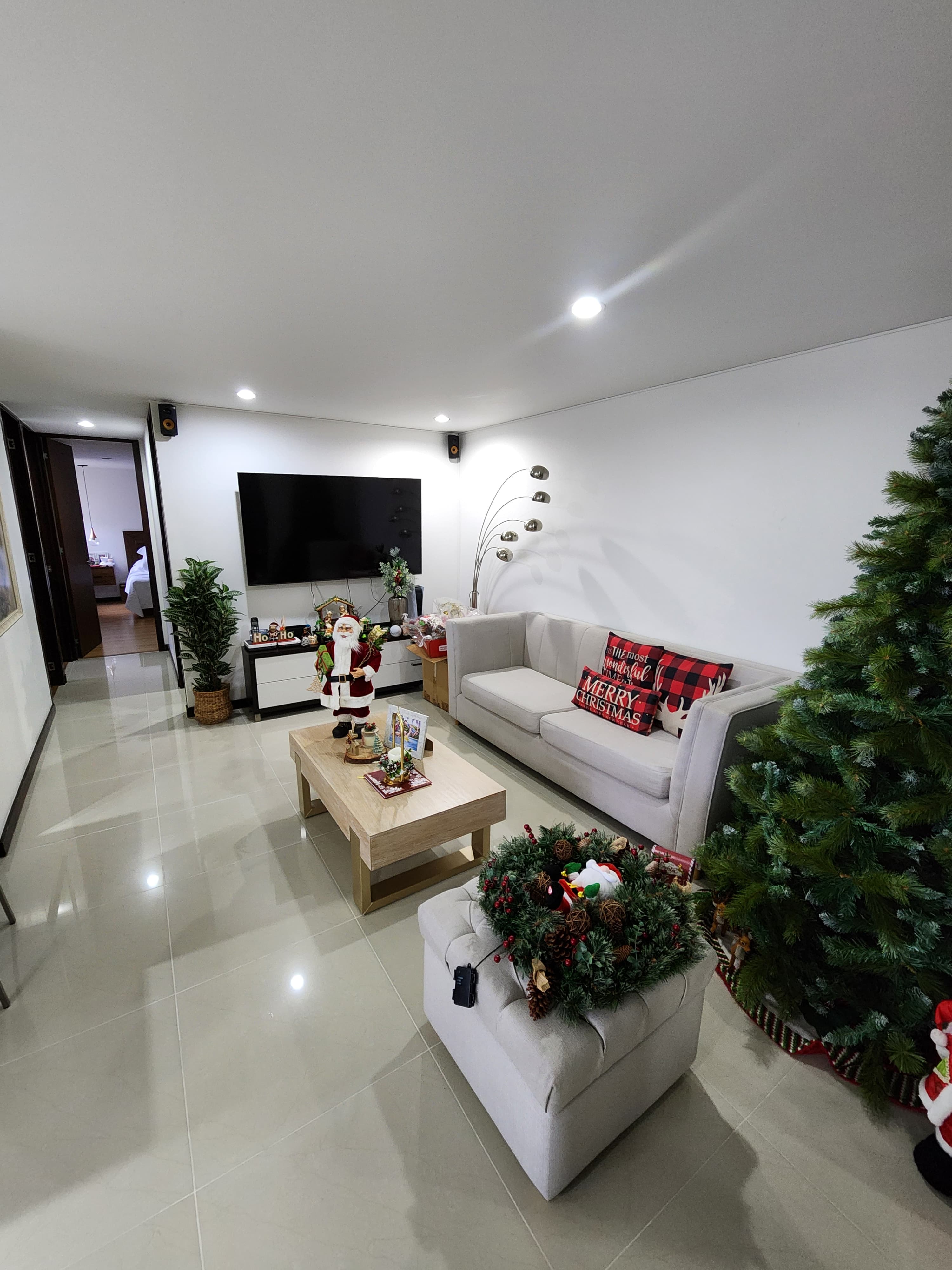 Apartamento en venta en Loma Del Esmeraldal, Envigado · foto 3 de 8