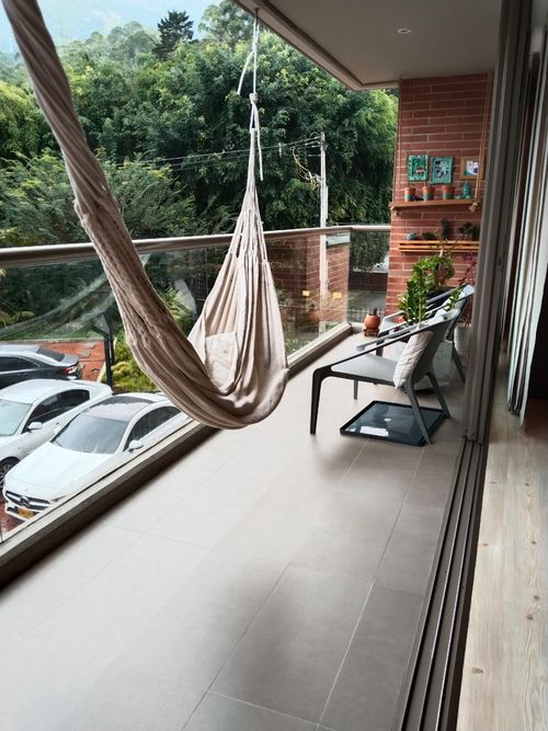 Apartamento de 3 alcobas en venta en El Poblado, Medellín, 109 m² · foto 11 de 11