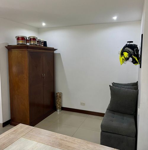 Casa de 3 alcobas en venta en Loma Del Esmeraldal, Envigado, 170 m² · foto 6 de 14