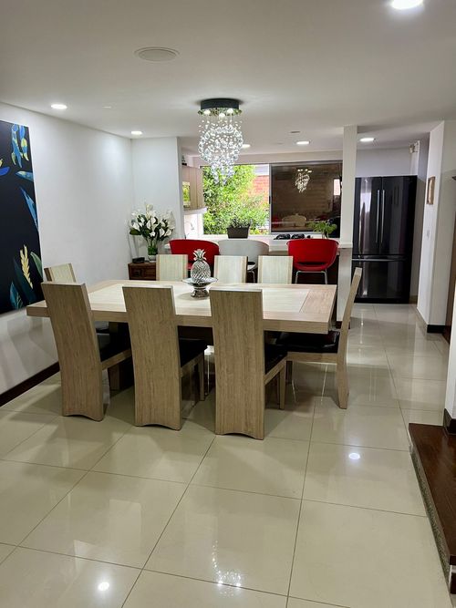 Casa de 3 alcobas en venta en Loma Del Esmeraldal, Envigado, 170 m² · foto 12 de 14