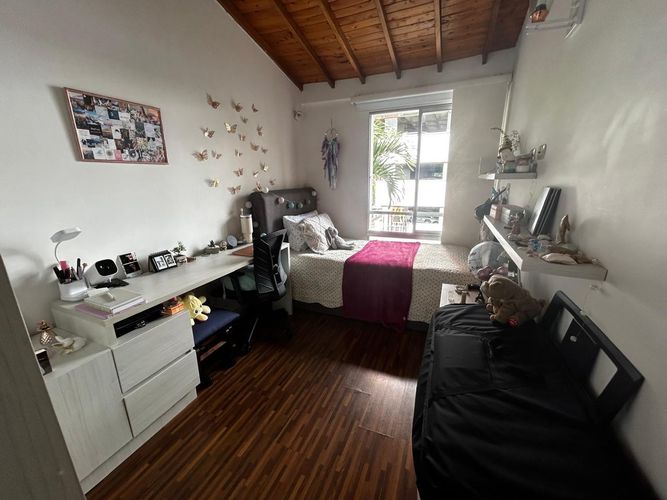 Casa de 3 alcobas en venta en Loma Del Esmeraldal, Envigado, 173 m² · foto 6 de 11