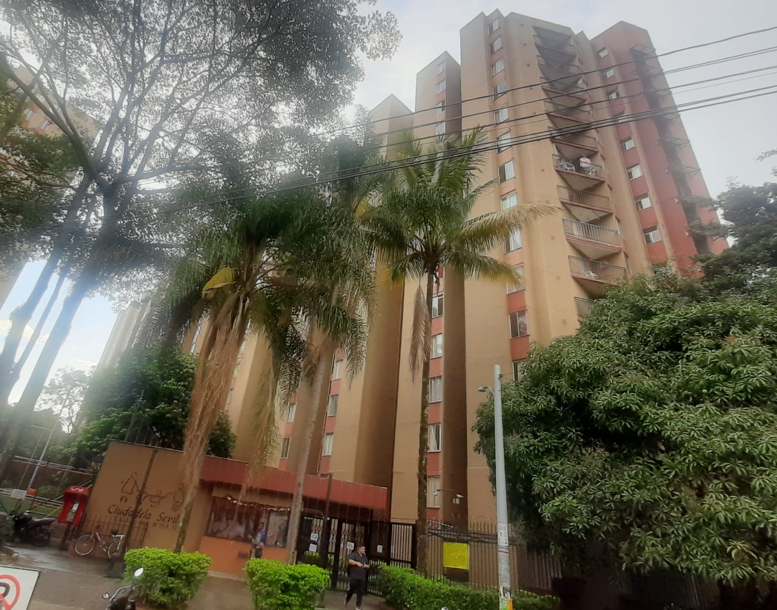 Apartamento en venta en Sevilla, Medellín · foto 2 de 20