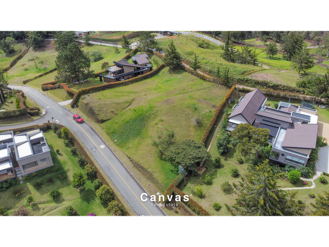Lote en venta en Quirama, El Carmen de Viboral, 2583 m² · foto 5 de 5