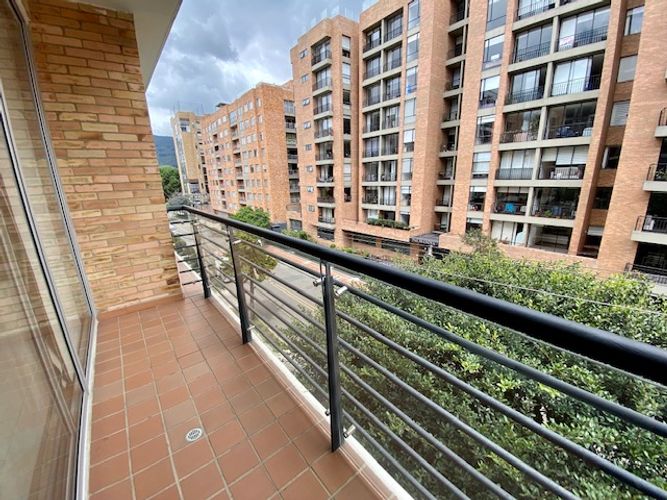 Apartamento de 3 alcobas en venta en Cedritos, Bogotá, 120 m² · foto 5 de 20