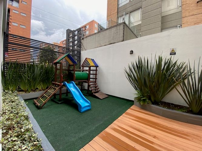 Apartamento de 3 alcobas en venta en Cedritos, Bogotá, 120 m² · foto 18 de 20