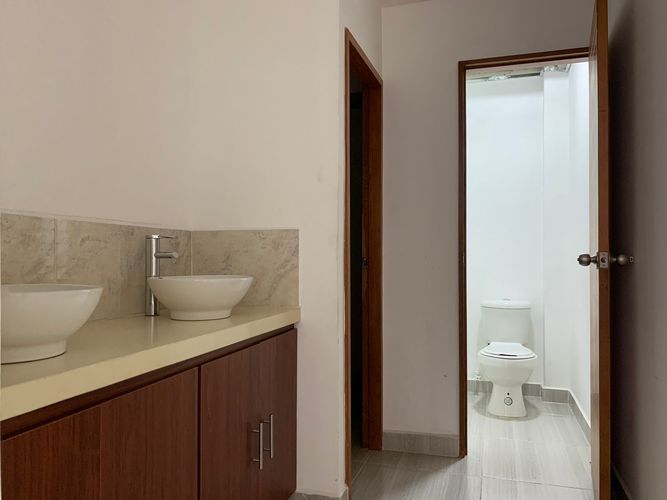 Oficina en venta en Santa Maria De Los Angeles, Medellín, 480 m² · foto 12 de 12