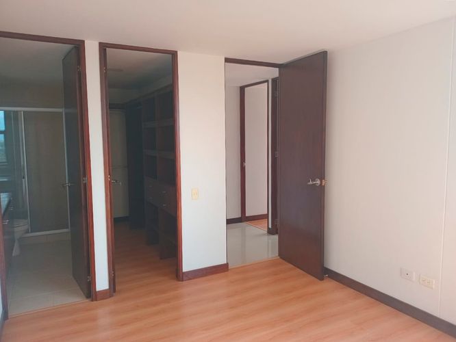Apartamento de 3 alcobas en arriendo en El Poblado, Medellín, 120 m² · foto 12 de 20