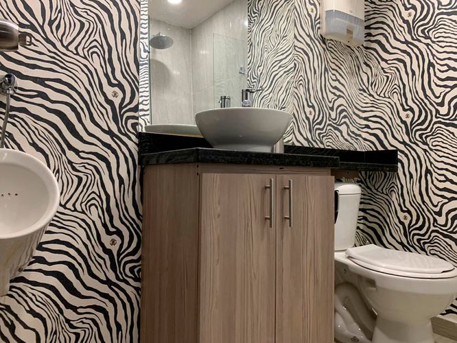 Oficina en arriendo en El Poblado, Medellín, 240 m² · foto 14 de 14
