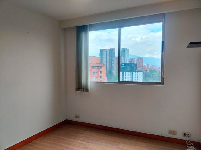 Apartamento de 2 alcobas en arriendo en El Poblado, Medellín, 75 m² · foto 8 de 15