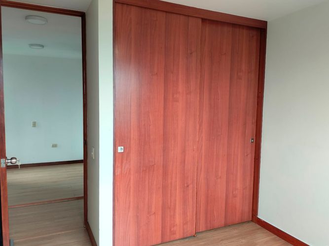 Apartamento de 2 alcobas en arriendo en El Poblado, Medellín, 75 m² · foto 11 de 15