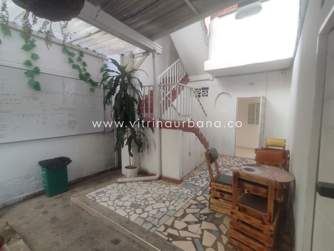 Casa de 15 alcobas en venta en Cabecera Del Llano, Bucaramanga, 441 m² · foto 14 de 24