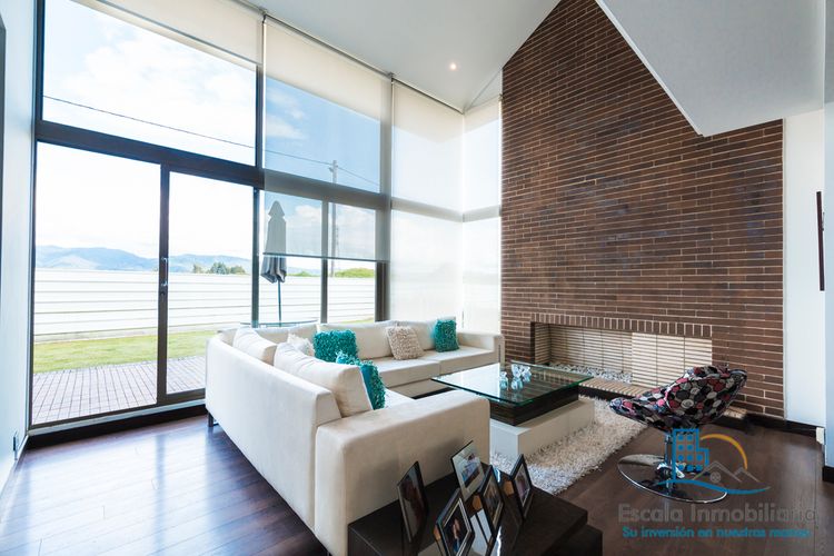 Casa de 3 alcobas en venta en Pueblo Viejo, Cota, 223 m² · foto 4 de 24