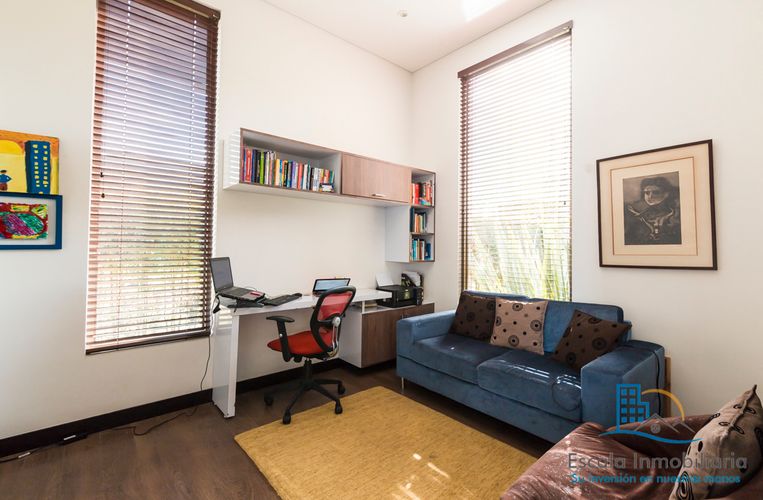Casa de 3 alcobas en venta en Pueblo Viejo, Cota, 223 m² · foto 11 de 24