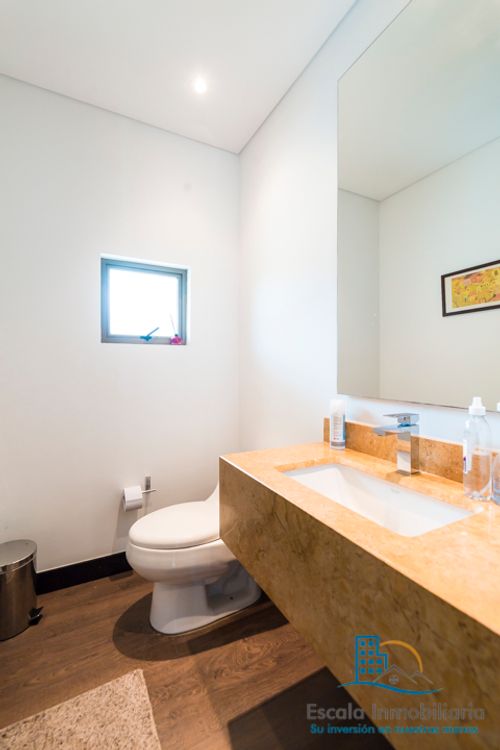 Casa de 3 alcobas en venta en Pueblo Viejo, Cota, 223 m² · foto 12 de 24