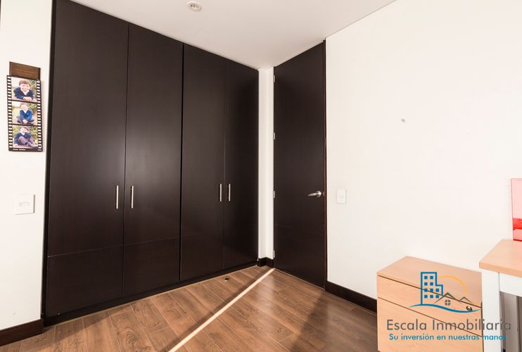 Casa de 3 alcobas en venta en Pueblo Viejo, Cota, 223 m² · foto 19 de 24