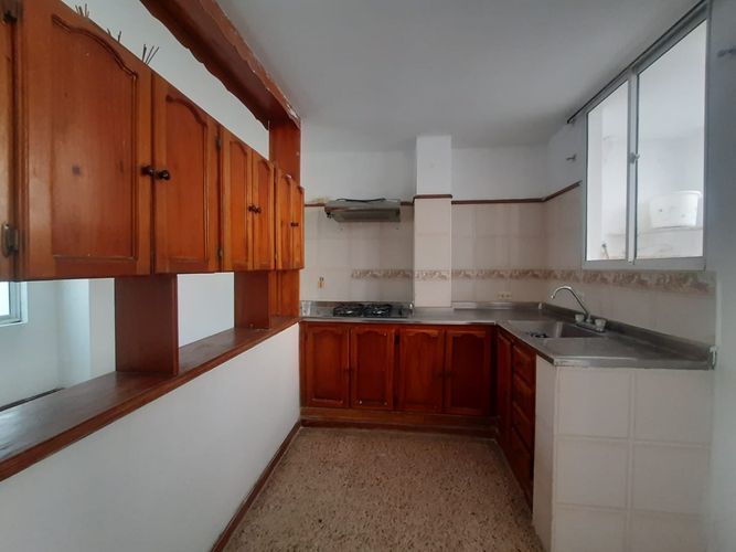 Casa de 4 alcobas en venta en San Jose Obrero, Bello, 89 m² · foto 14 de 17