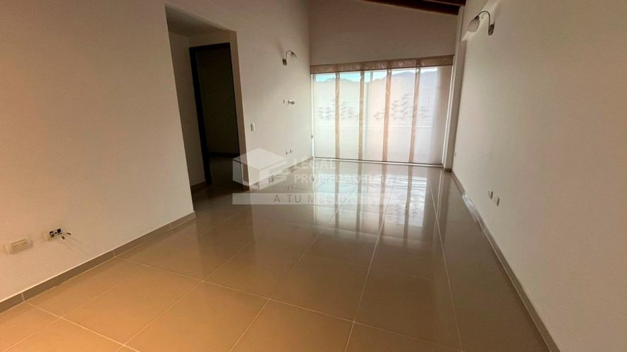 Apartaestudio en venta en Aves Maria, Sabaneta, 85 m² · foto 3 de 13