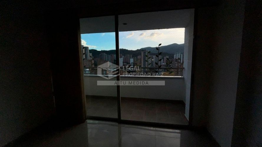 Apartaestudio en venta en Aves Maria, Sabaneta, 85 m² · foto 10 de 13