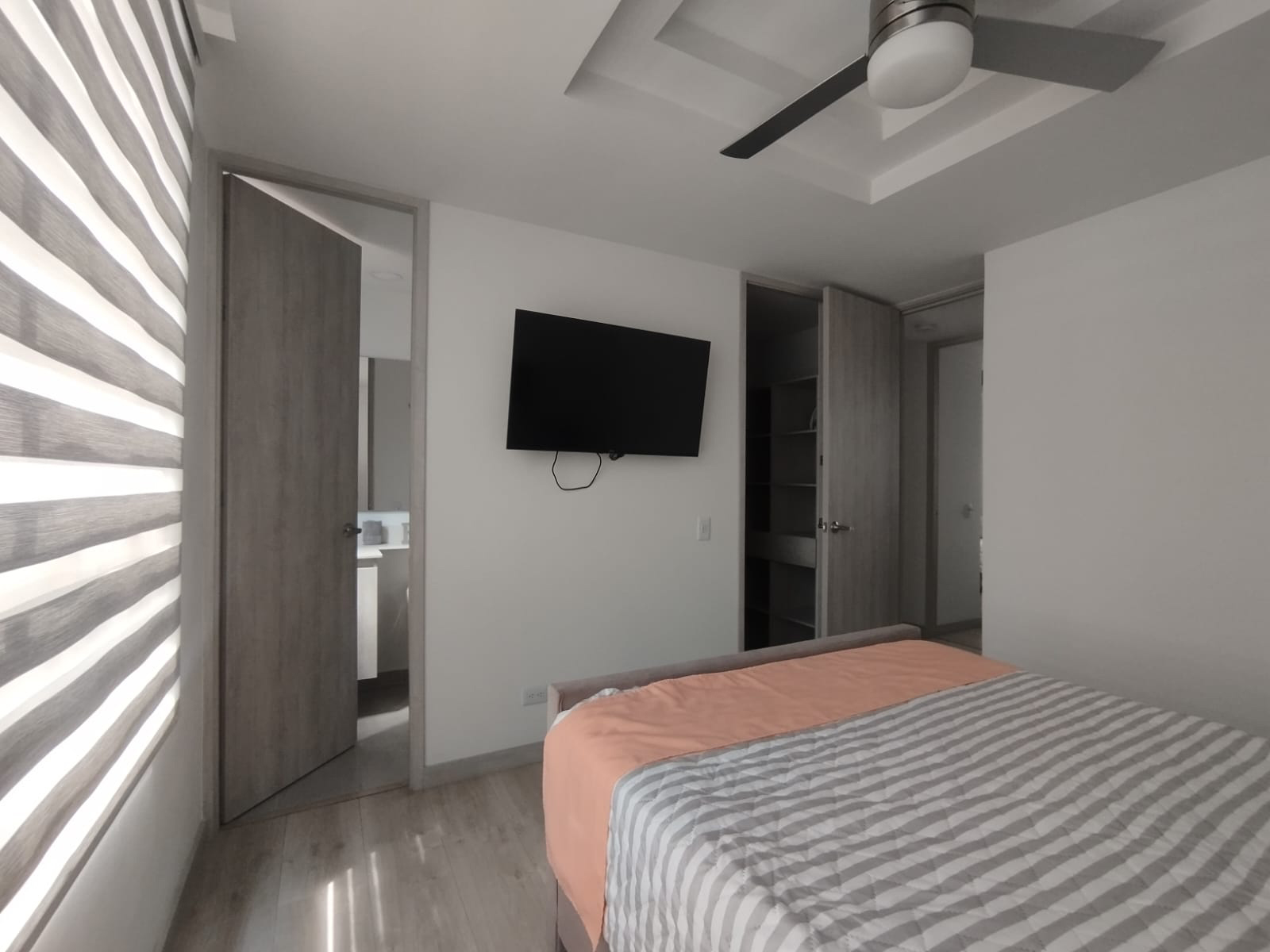 Apartamento en arriendo en El Poblado, Medellín · foto 12 de 16