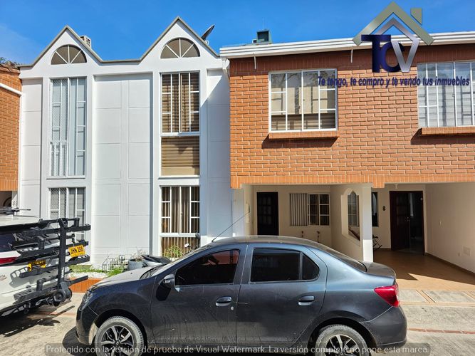 Casa de 3 alcobas en venta en Cañaveral, Floridablanca, 122 m² · foto 2 de 24