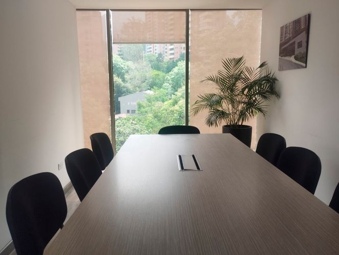 Oficina en arriendo en El Poblado, Medellín, 62 m² · foto 4 de 10