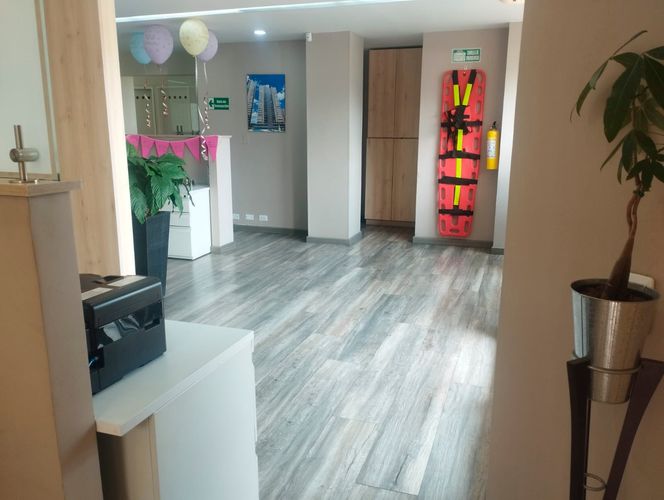 Oficina en arriendo en El Poblado, Medellín, 62 m² · foto 7 de 10