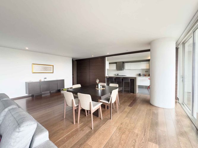Apartamento de 3 alcobas en venta en Los Rosales, Bogotá, 295 m² · foto 3 de 18