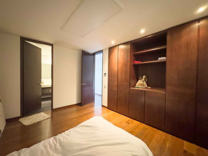 Apartamento de 3 alcobas en venta en Los Rosales, Bogotá, 295 m² · foto 18 de 18