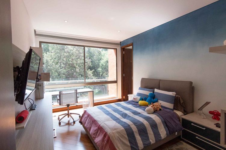 Apartamento de 3 alcobas en venta en Santa Barbara Alta, Bogotá, 326 m² · foto 20 de 24