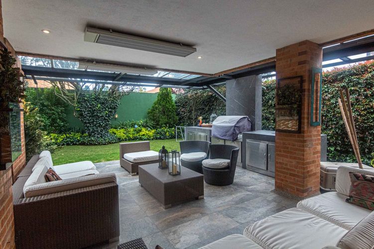 Casa de 5 alcobas en venta en San Jose De Bavaria, Bogotá, 600 m² · foto 7 de 24