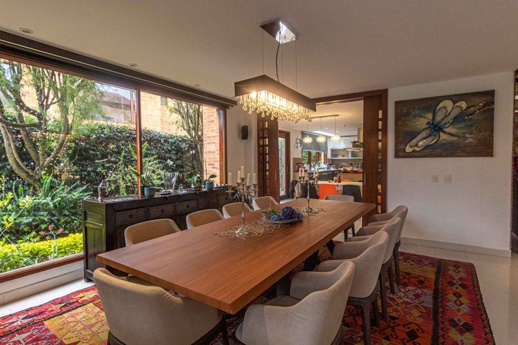 Casa de 5 alcobas en venta en San Jose De Bavaria, Bogotá, 600 m² · foto 9 de 24